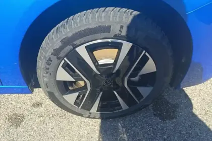 Photo 14 Peugeot 208  Electrique 50 kWh 136ch