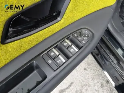 Photo 11 Renault 5 Renault  E-Tech Electrique 10 ch autonomie confort