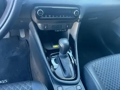 Photo 10 Toyota Yaris  Hybride 116h