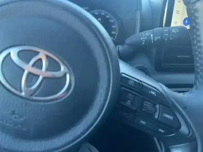 Photo 27 Toyota Yaris  Hybride 116h