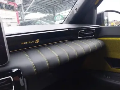 Photo 29 Renault 5 Renault  E-Tech Electrique 10 ch autonomie confort