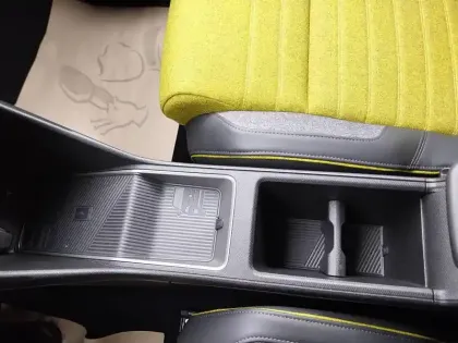 Photo 24 Renault 5 Renault  E-Tech Electrique 10 ch autonomie confort