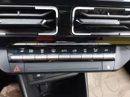 Photo 30 Renault 5 Renault  E-Tech Electrique 10 ch autonomie confort