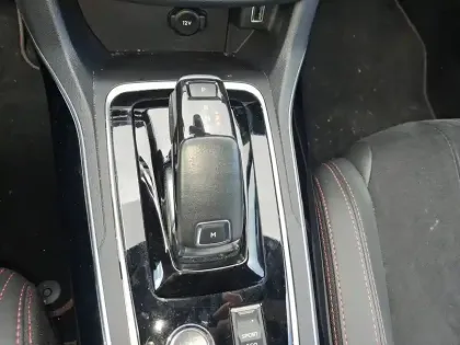 Photo 12 Peugeot 308  BlueHDi 130ch S&S EAT8