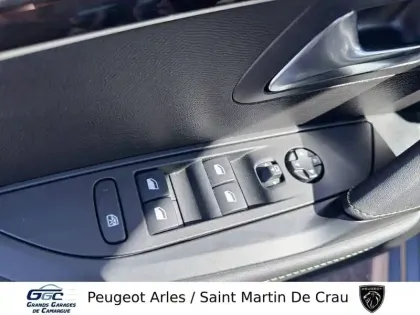 Photo 11 Peugeot 208  PureTech 100 S&S BVM6