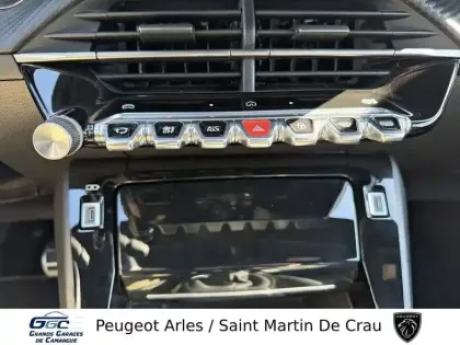 Photo 15 Peugeot 208  PureTech 100 S&S BVM6