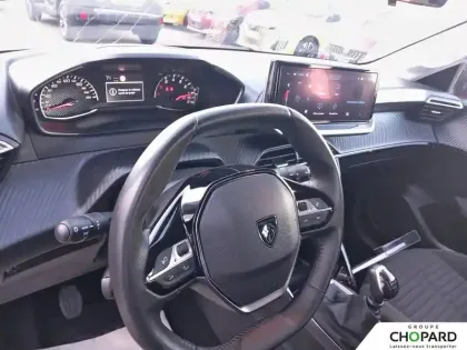 Photo 33 Peugeot 208  PureTech 100 S&S BVM6