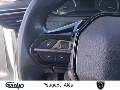 Photo 55 Peugeot 208  PureTech 100 S&S BVM6