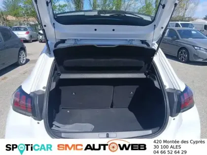Photo 68 Peugeot 208  PureTech 100 S&S BVM6
