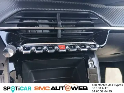 Photo 78 Peugeot 208  PureTech 100 S&S BVM6