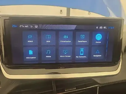 Photo 18 Peugeot 208  Hybrid 100 e-DCS6