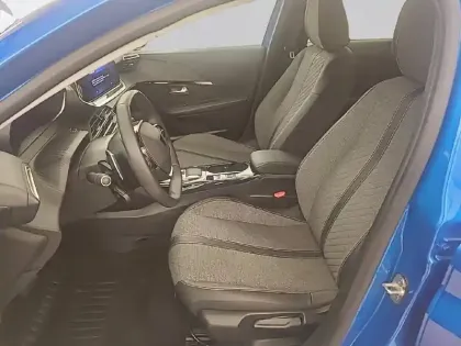 Photo 10 Peugeot 208  Hybrid 100 e-DCS6