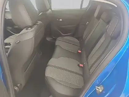 Photo 11 Peugeot 208  Hybrid 100 e-DCS6