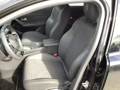 Photo 34 Peugeot 408  Hybrid 145 e-DCS6