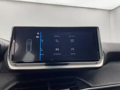 Photo 25 Peugeot 2008  PureTech 100 S&S BVM6