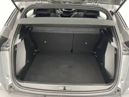 Photo 12 Peugeot 2008  PureTech 100 S&S BVM6