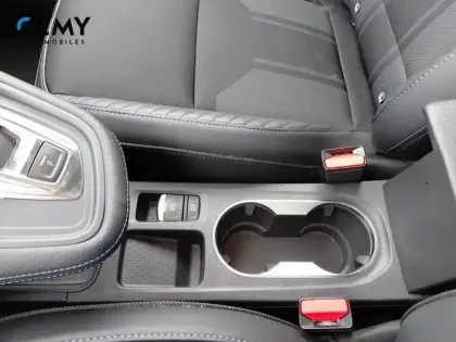 Photo 36 Renault Captur  E-Tech full hybrid 145 ch