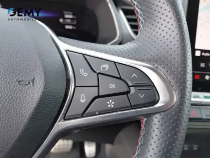 Photo 22 Renault Captur  E-Tech full hybrid 145 ch