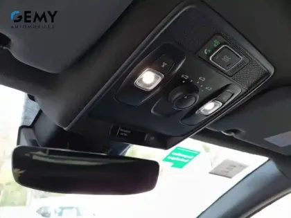 Photo 39 Renault Captur  E-Tech full hybrid 145 ch
