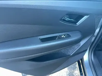 Photo 78 Renault Megane  E-Tech EV40 130ch standard charge