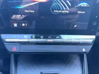 Photo 35 Renault Megane Gén. V (BCB) Ph1 Equilibre 5