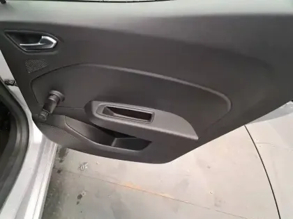 Photo 63 Renault Clio  TCe 90 - 21