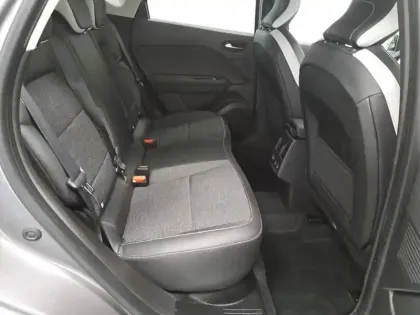 Photo 107 Renault Captur  E-Tech full hybrid 145