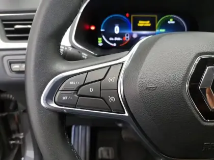 Photo 116 Renault Captur  E-Tech full hybrid 145