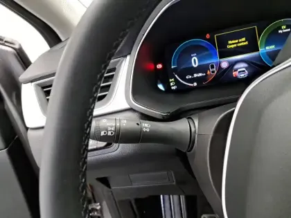 Photo 114 Renault Captur  E-Tech full hybrid 145