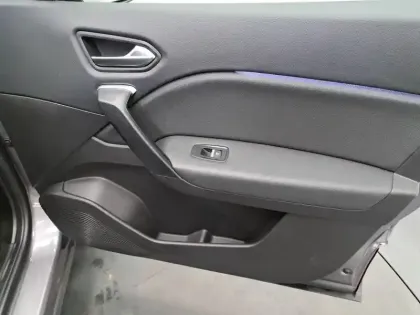 Photo 110 Renault Captur  E-Tech full hybrid 145