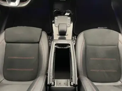 Photo 29 Mercedes CLA  Coupé 250 e 8G-DCT