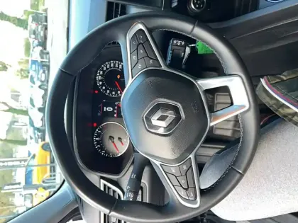 Photo 13 Renault Clio Gén. V (BJA) Ph1 NG Equilibre 5