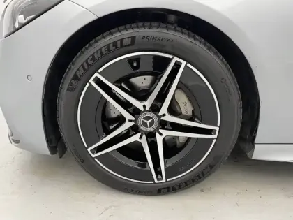 Photo 17 Mercedes Classe C  200 d 9G-Tronic