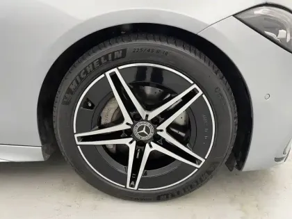 Photo 12 Mercedes Classe C  200 d 9G-Tronic