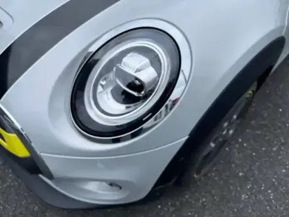 Photo 14 Mini Mini Hatch 3 Portes Cooper SE 184 ch