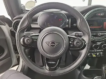 Photo 52 Mini Mini Hatch 3 Portes Cooper SE 184 ch