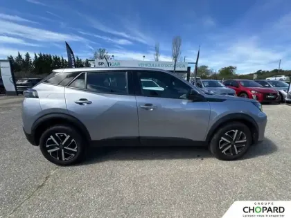 Photo 31 Peugeot 2008  PureTech 100 S&S BVM6