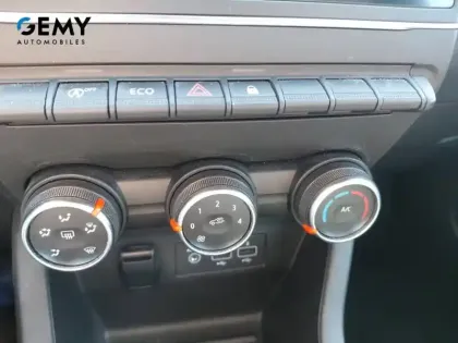 Photo 20 Renault Clio  Blue dCi 85