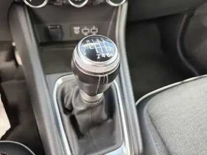 Photo 13 Renault Captur  Blue dCi 115