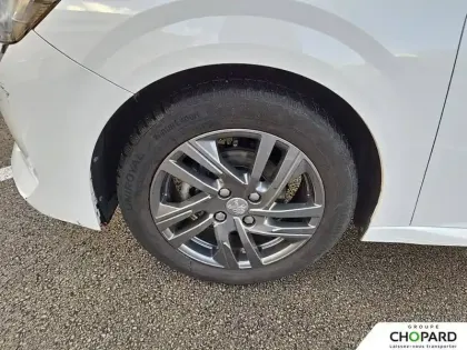 Photo 24 Peugeot 208  PureTech 75 S&S BVM5