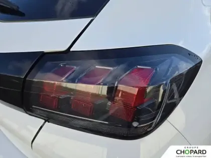 Photo 27 Peugeot 208  PureTech 75 S&S BVM5