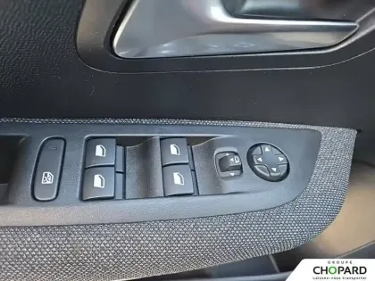 Photo 23 Peugeot 208  PureTech 75 S&S BVM5