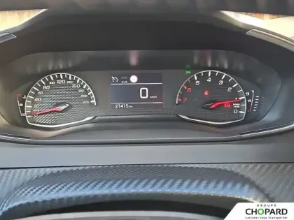 Photo 16 Peugeot 208  PureTech 75 S&S BVM5