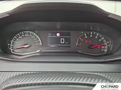 Photo 16 Peugeot 208  PureTech 75 S&S BVM5