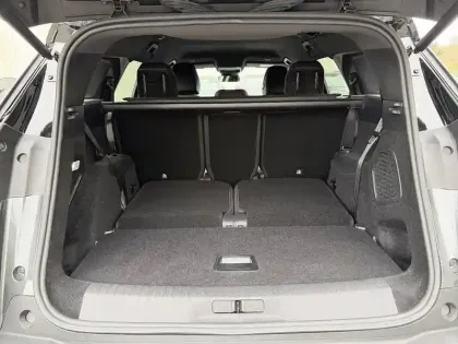 Photo 25 Peugeot 5008  Hybrid 136 e-DCS6
