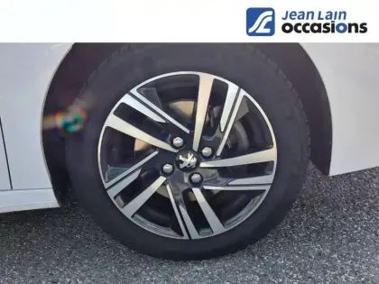 Photo 28 Peugeot 208  PureTech 100 S&S BVM6