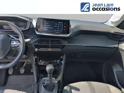 Photo 33 Peugeot 208  PureTech 100 S&S BVM6