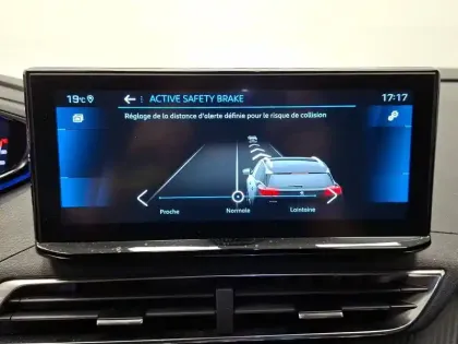 Photo 25 Peugeot 3008  BlueHDi 130ch S&S EAT8