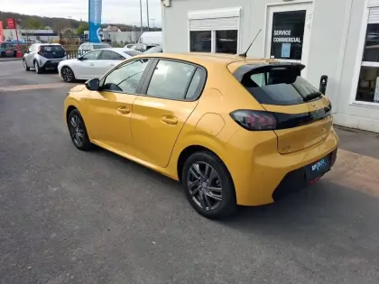 Photo 6 Peugeot 208  PureTech 100 S&S EAT8