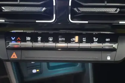 Photo 80 Renault 5 Renault  E-Tech Electrique 10 ch autonomie confort